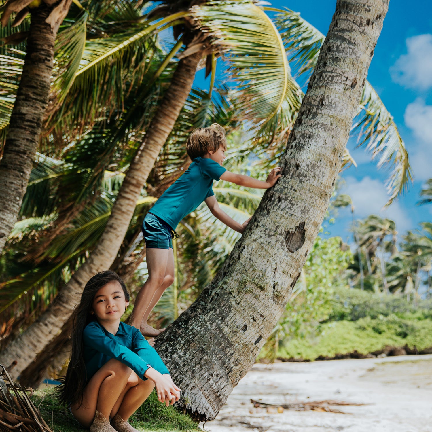 Shell Lifestyle UV Swim Shirts | Basic – Beach & Bandits