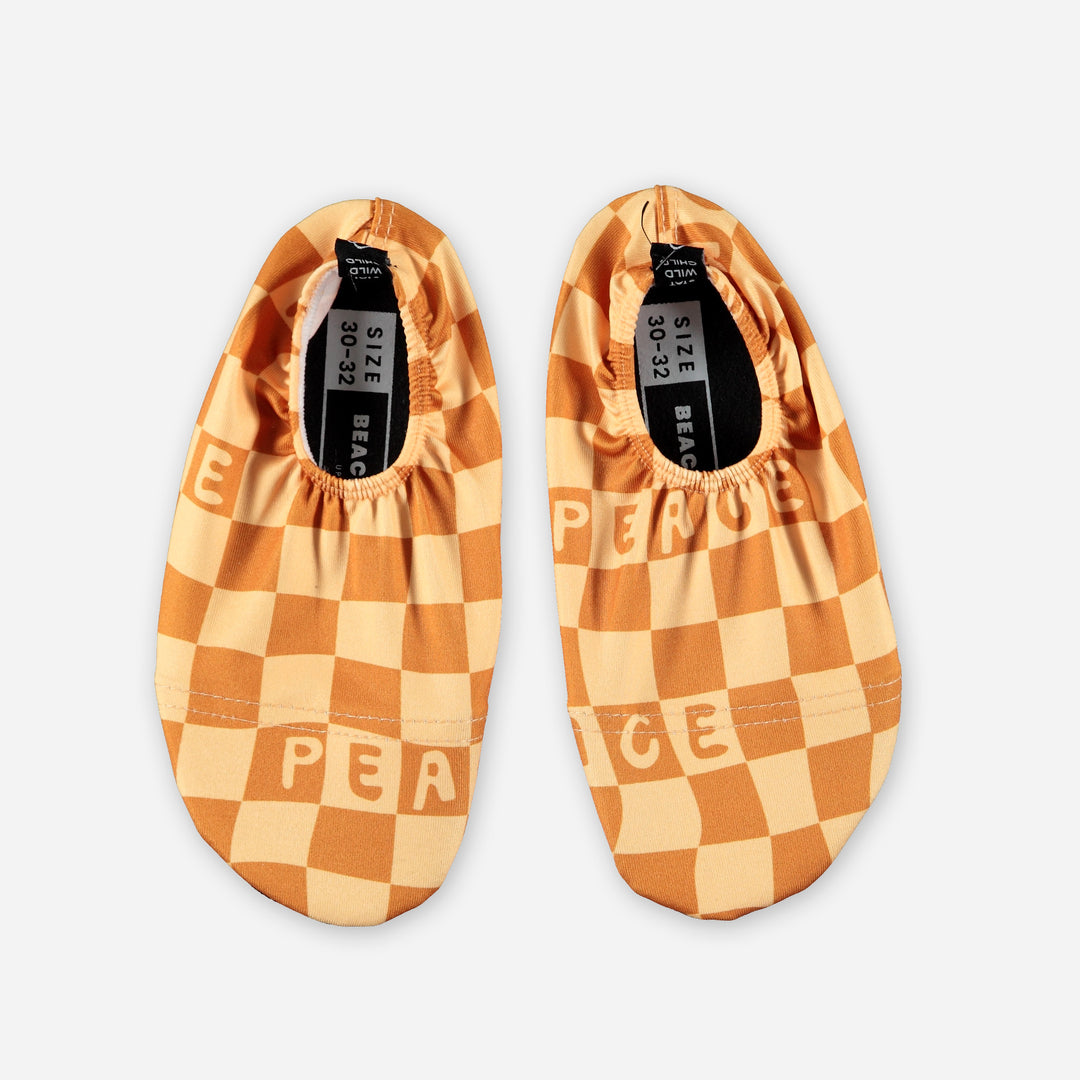 BEACH SOCKS 'CHECKERED PEACE'