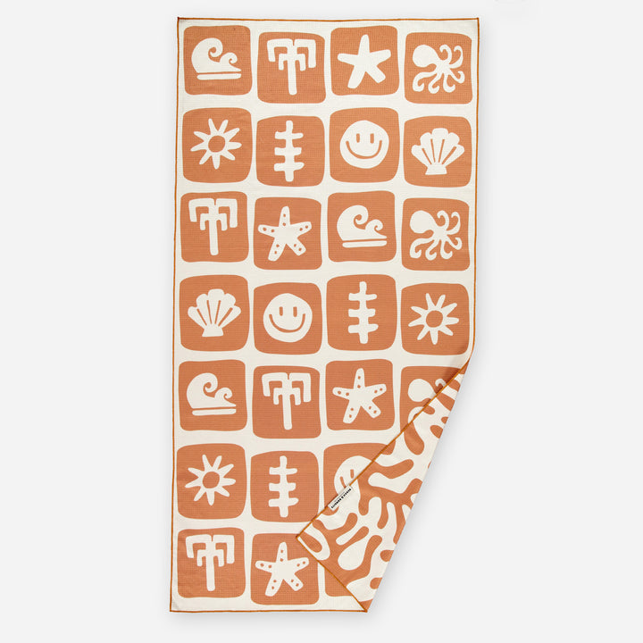 Sea Smiley Beach Towel